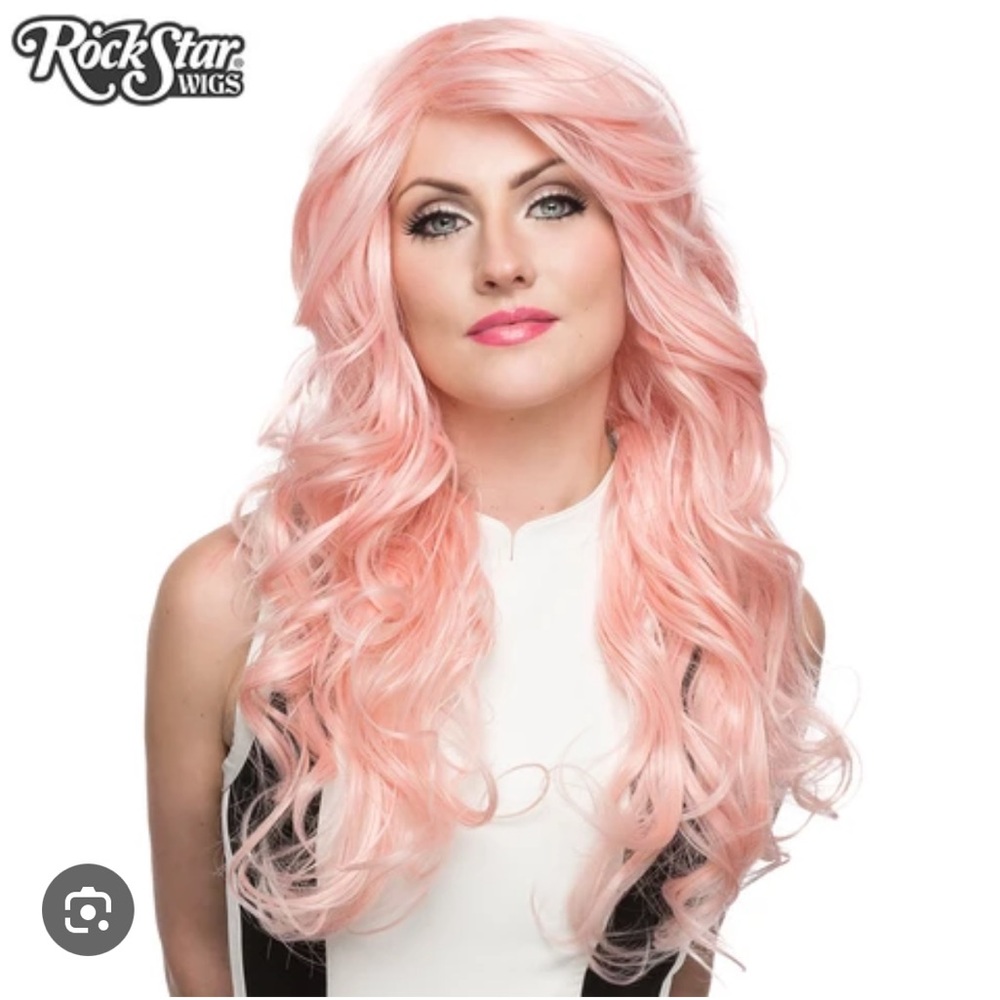 Rockstar Wigs Farrah in color: Dreamer